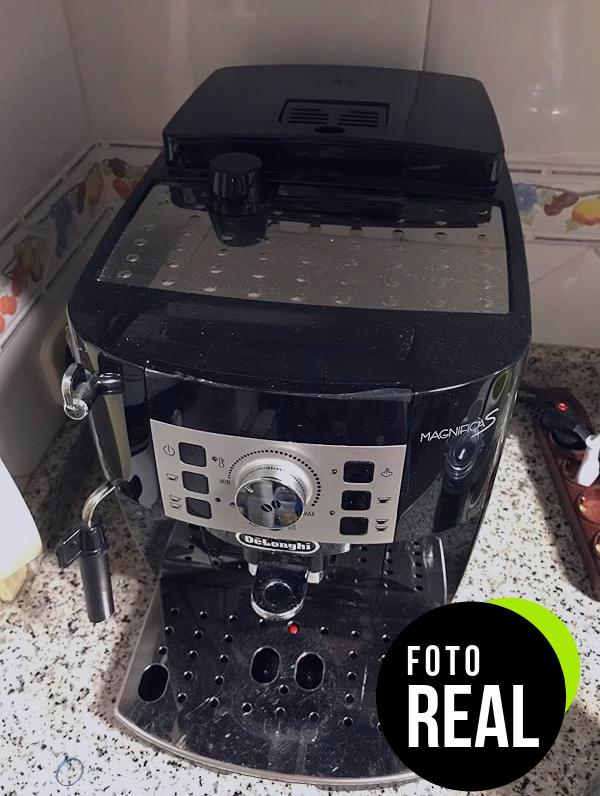 cafetera-delonghi-magnifica-s-ecam11-112-b-foto-3