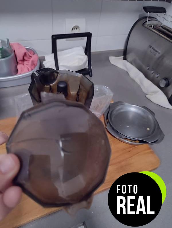 cafetera-delonghi-moka-emkp63b-foto-2