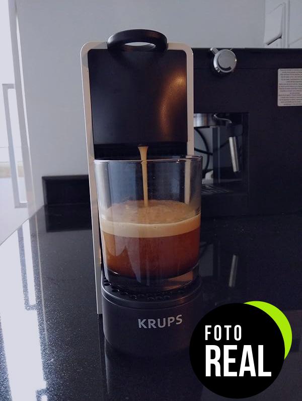 krups-nespresso-essenza-mini-xn1101-cafetera-foto-3