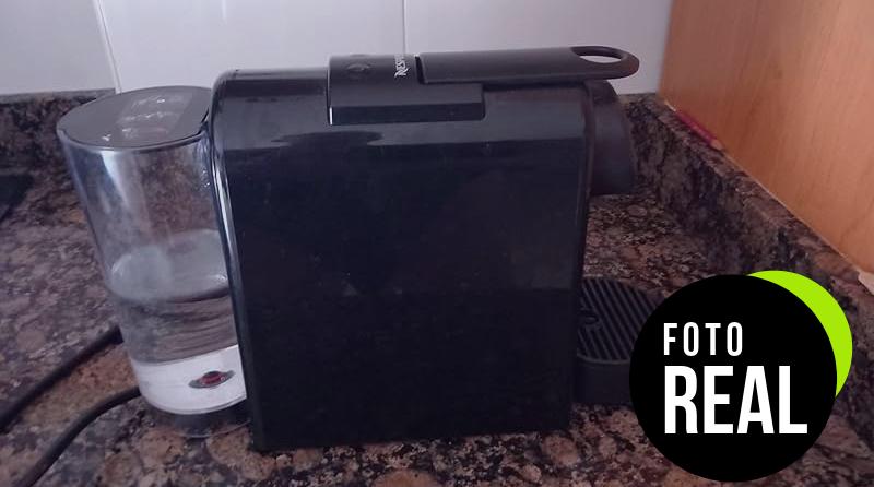 nespresso-delonghi-essenza-mini-en85-foto-3